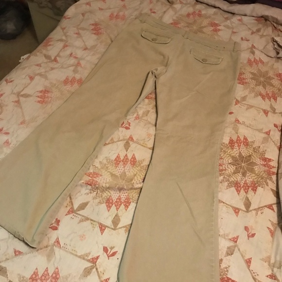 🤑5/$25🤑 Delias’s “Perry” Khaki Pants Size 15/16 - Picture 5 of 8